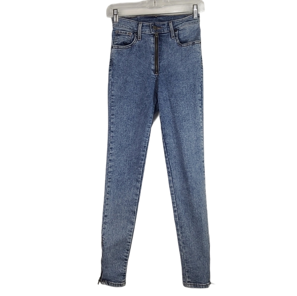 Levi’s High Super Skinny Jeans Sz 26‎